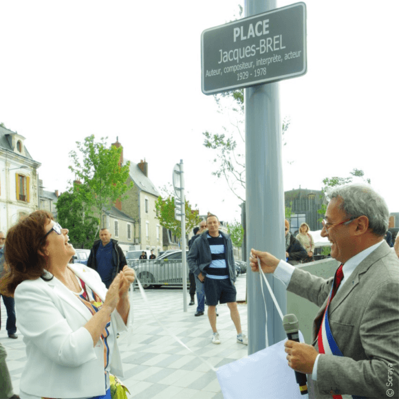 Inauguration de la Place Jacques Brel à Vierzon